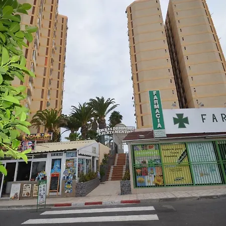 Torres De Yomely Apartament
